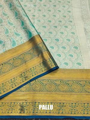 Dark green pure silk printed zari work saree with blouse 3