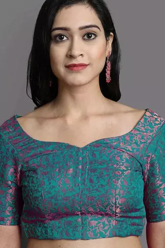 Light green green blended cotton woven zari work saree with blouse