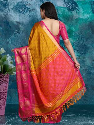 Gold pure silk woven zari work saree with blouse 3