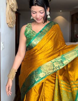 Gold blended cotton woven zari work saree with blouse 3
