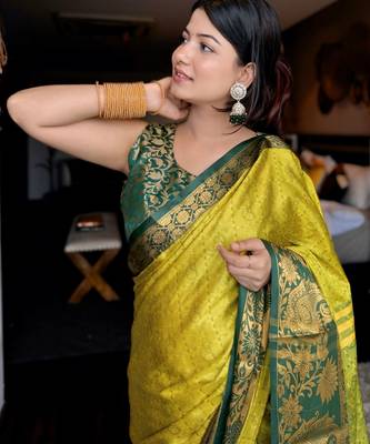 Light green blended cotton woven zari work saree with blouse 4