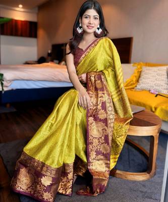 Light green blended cotton woven zari work saree with blouse 4