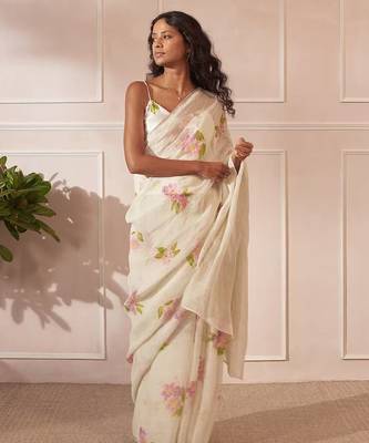 White linen printed zari work saree with blouse 3