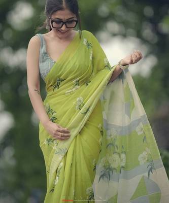 Dark green linen printed zari work saree with blouse 5