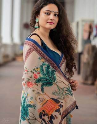 Pink linen printed zari work saree with blouse 2