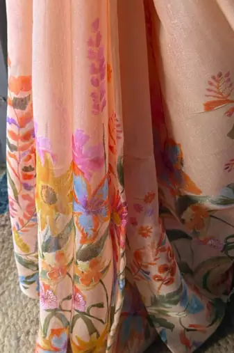 Pink linen printed zari work saree with blouse