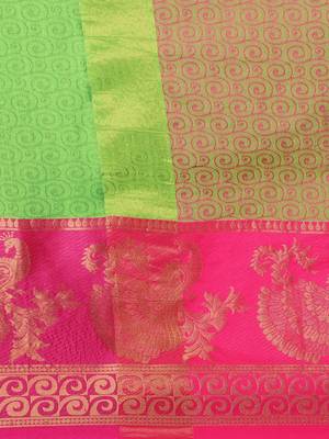 Light green jacquard woven zari work saree with blouse 5