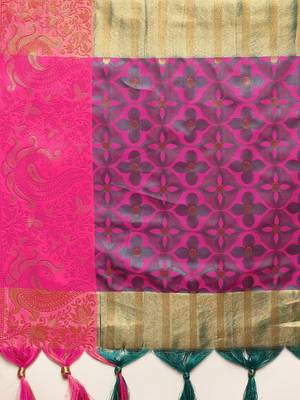 Green pure cotton printed zari work saree with blouse 5