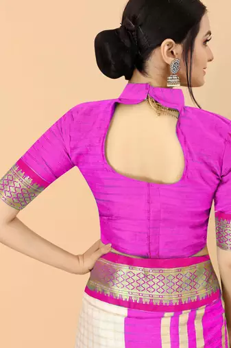 Cream pure silk printed zari work saree with blouse