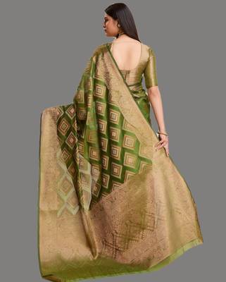 Dark green organza woven zari work saree with blouse 4