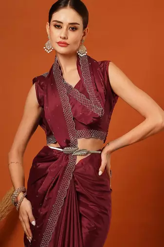 Magenta pure silk woven zari work saree with blouse