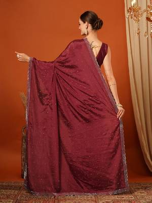 Magenta pure silk woven zari work saree with blouse 3
