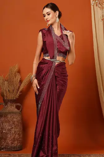 Magenta pure silk woven zari work saree with blouse