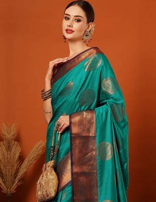 Light green pure silk printed zari work saree with blouse 4