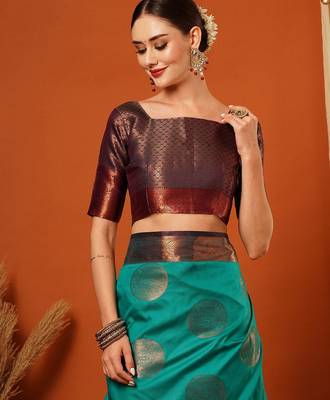 Light green pure silk printed zari work saree with blouse 5
