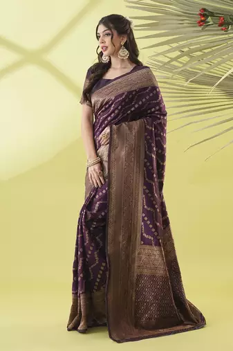 Magenta pure silk woven zari work saree with blouse