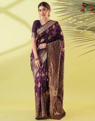 Magenta pure silk woven zari work saree with blouse 1