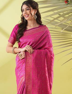 Pink pure silk woven zari work saree with blouse 2