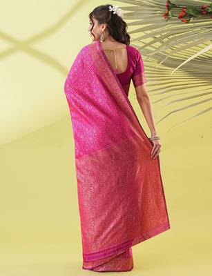 Pink pure silk woven zari work saree with blouse 4