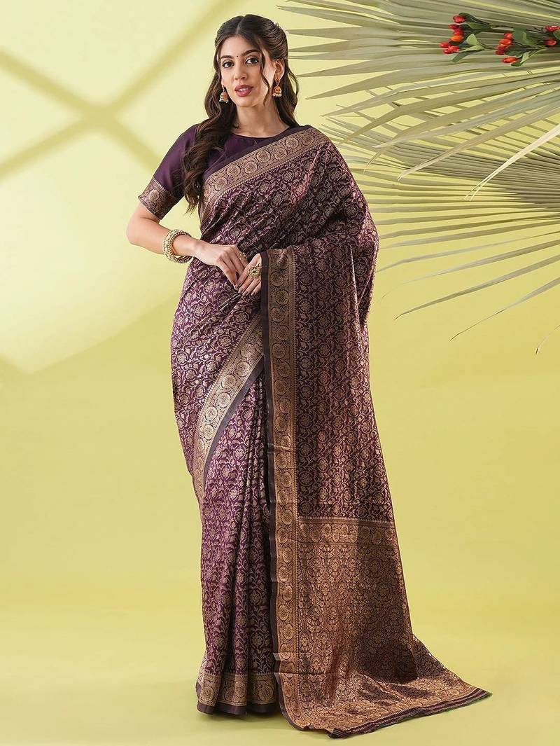 Magenta pure silk woven zari work saree with blouse