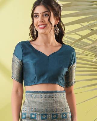 Light blue pure silk woven zari work saree with blouse 5