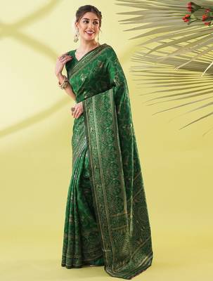 Green pure silk woven zari work saree with blouse 2