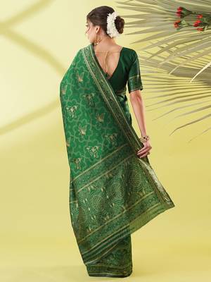 Green pure silk woven zari work saree with blouse 4