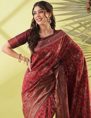 Maroon pure silk woven zari work saree with blouse 2