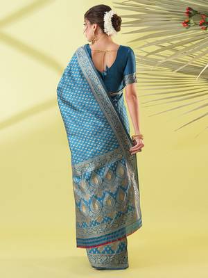 Light blue pure silk woven zari work saree with blouse 4