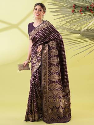 Magenta pure silk woven zari work saree with blouse 2