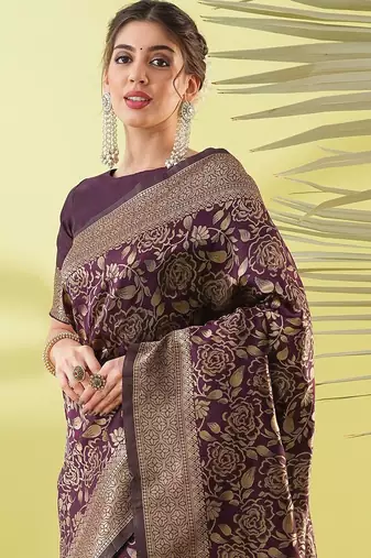Magenta pure silk woven zari work saree with blouse