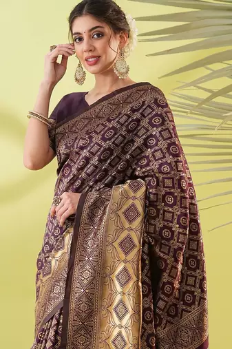 Green pure silk woven zari work saree with blouse
