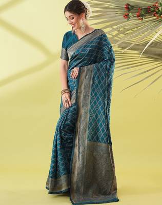 Light blue pure silk woven zari work saree with blouse 3