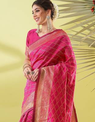 Pink pure silk woven zari work saree with blouse 2