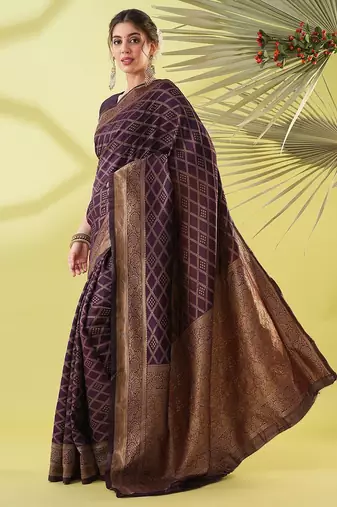 Magenta pure silk woven zari work saree with blouse