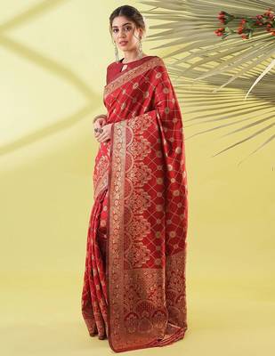 Maroon pure silk woven zari work saree with blouse 3