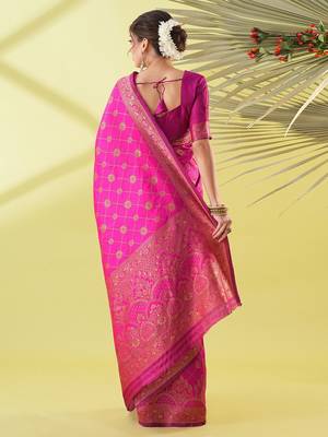 Pink pure silk woven zari work saree with blouse 4