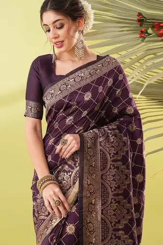 Magenta pure silk woven zari work saree with blouse
