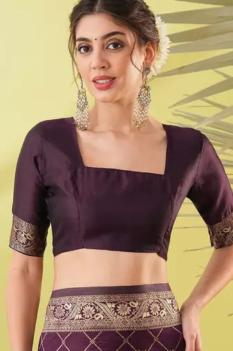 Magenta pure silk woven zari work saree with blouse