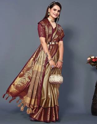 Beige jacquard woven zari work saree with blouse 2