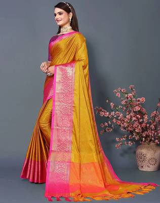 Gold jacquard woven zari work saree with blouse 5