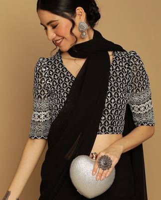 Black georgette embroidered zari work saree with blouse 2
