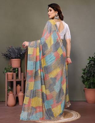 Grey georgette printed zari work saree with blouse 3