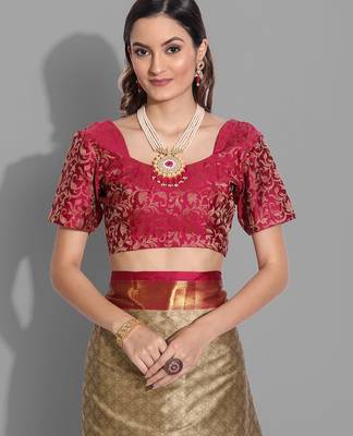 Beige jacquard woven zari work saree with blouse 5