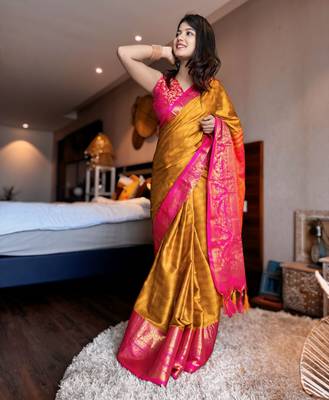 Gold blended cotton woven zari work saree with blouse 2