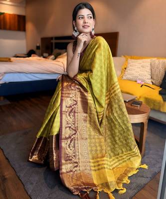 Light green blended cotton woven zari work saree with blouse 3