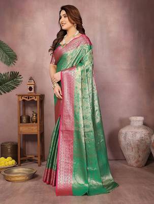 Green silk blend woven zari work saree with blouse 3