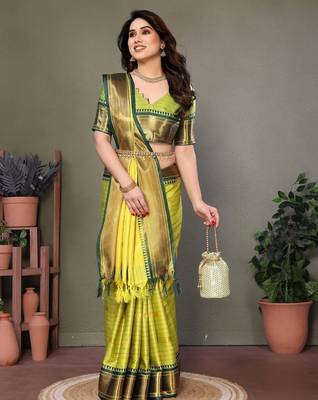 Light green pure silk woven zari work saree with blouse 2