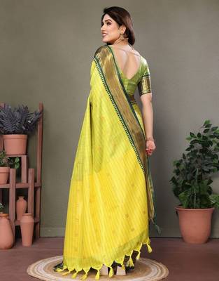 Light green pure silk woven zari work saree with blouse 5