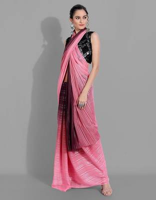 Pink georgette woven zari work saree with blouse 4
